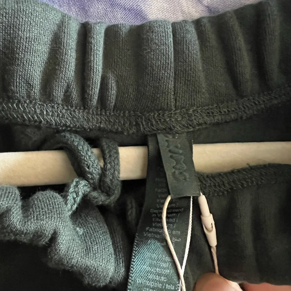 SKIMS Classic Straight Leg Sweatpants in Spruce Dark Green NWT - Picture 8 of 8